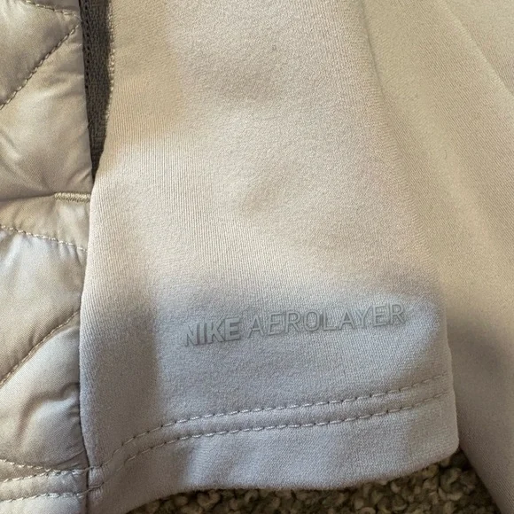 Nike AeroLayer Thermo Running Jacket Atmosphere Grey‎ Women's Size Medium - Picture 9 of 13